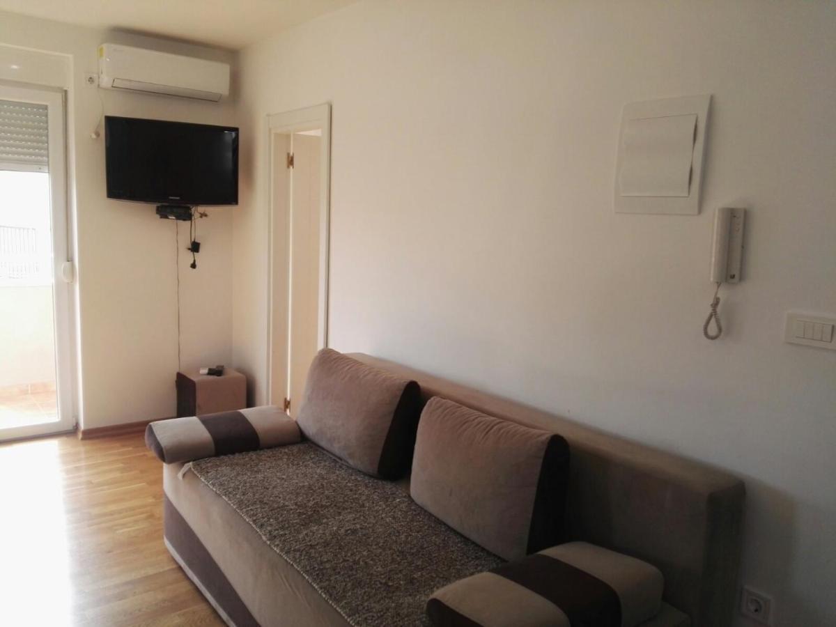 Marija Apartment Игало Екстериор снимка