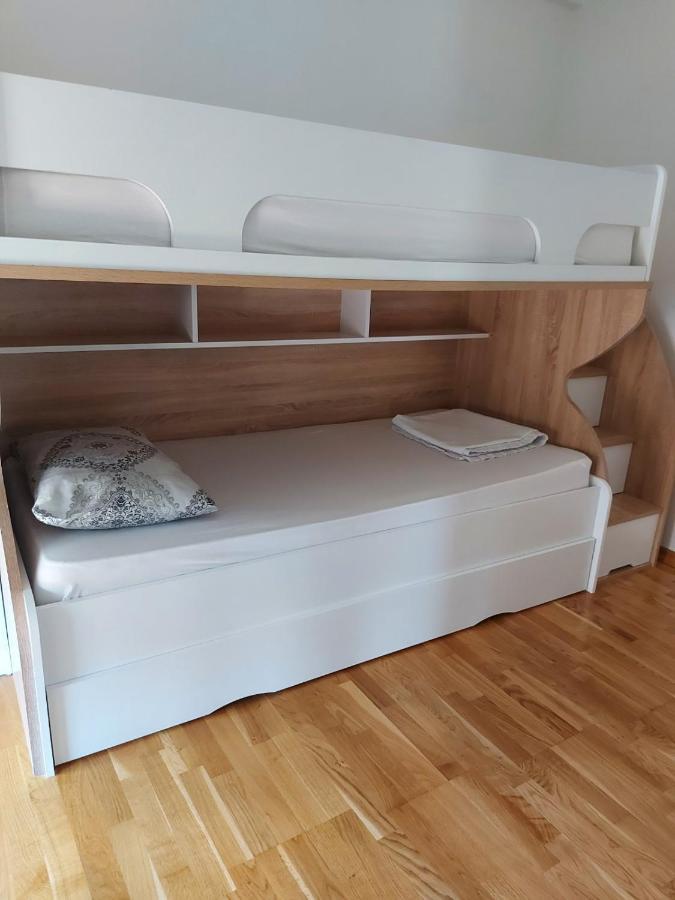 Marija Apartment Игало Екстериор снимка